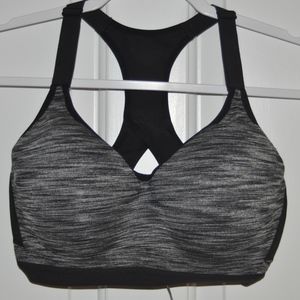 Victoria Secret Incredible Sports Bra